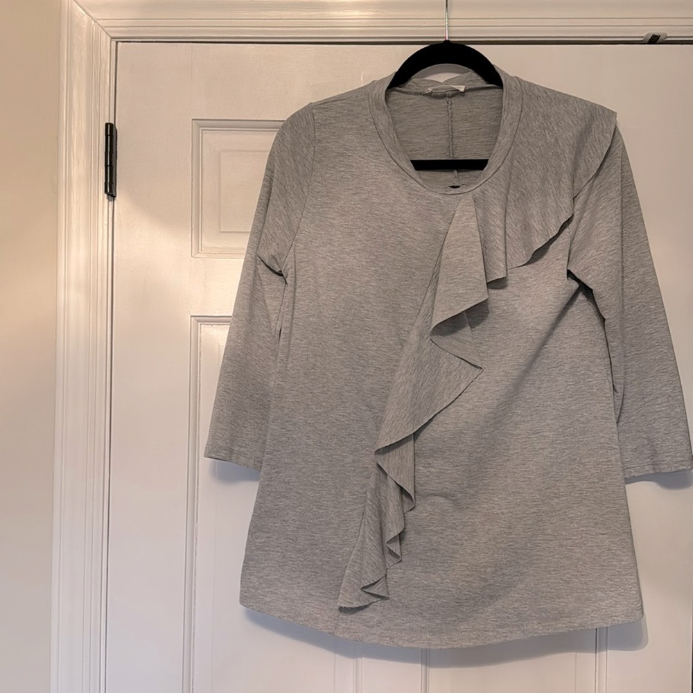 Grey tunic with ruffle, 3/4 sleeve